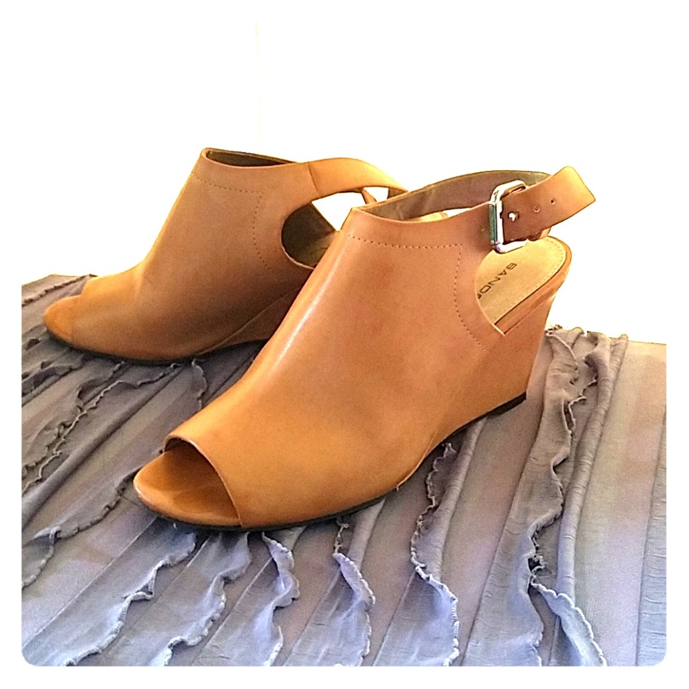 Bandolino Nude Mule Wedge Sandals